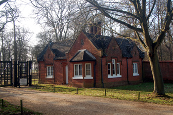 2 High Street - Ridgmont Lodge January 2011